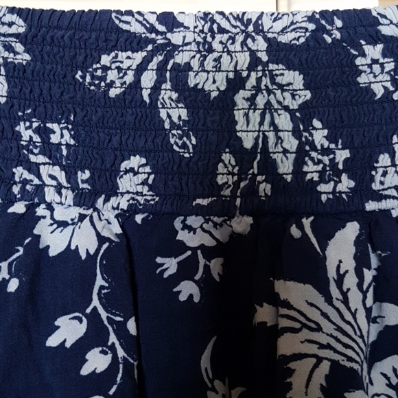 A&F Strapless Dress - Size S - Picture 5 of 7